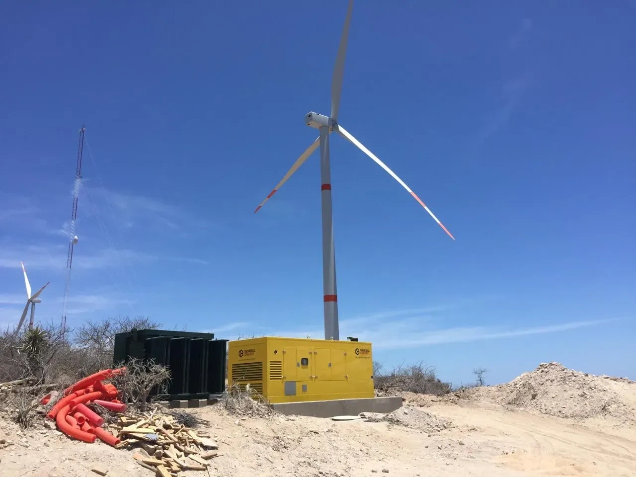 Grupo Genesal Energy instalado en un parque eólico