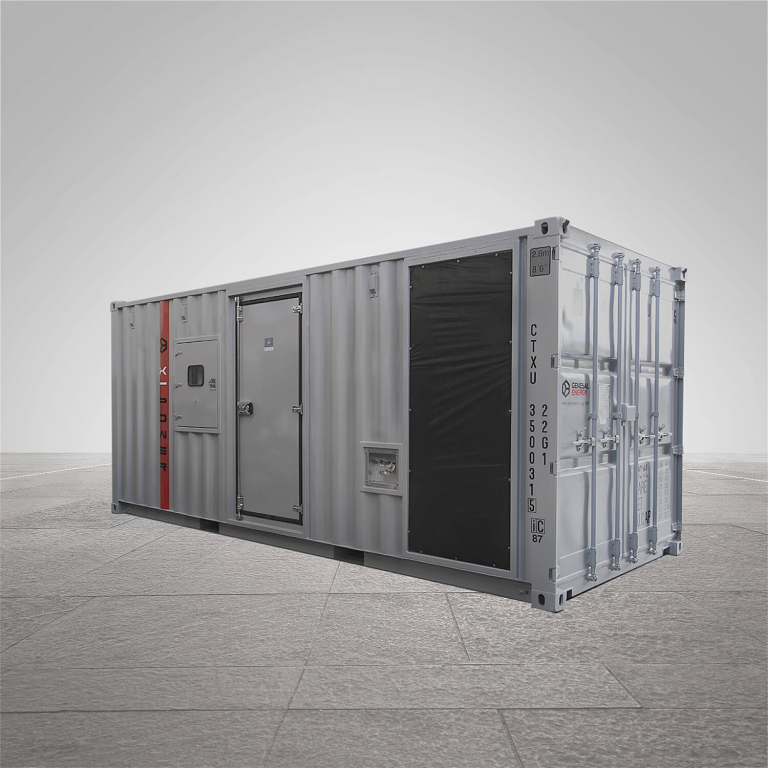 Genesal Energy generator sets designed to run at full capacity in the Qatari desert