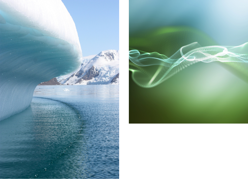 Técnicos revisando un panel solar en un entorno de trabajo técnico.